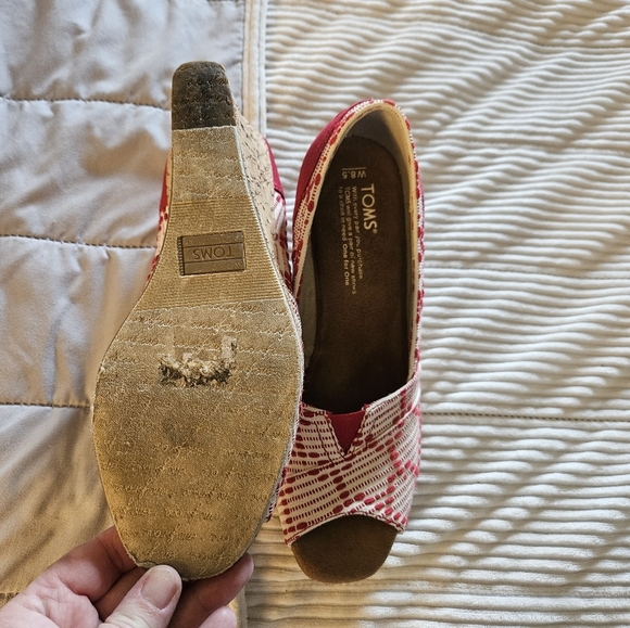 Toms Red and Cream Cork Wedge Peep Toe Shoes Size 8.5 - Picture 5 of 7